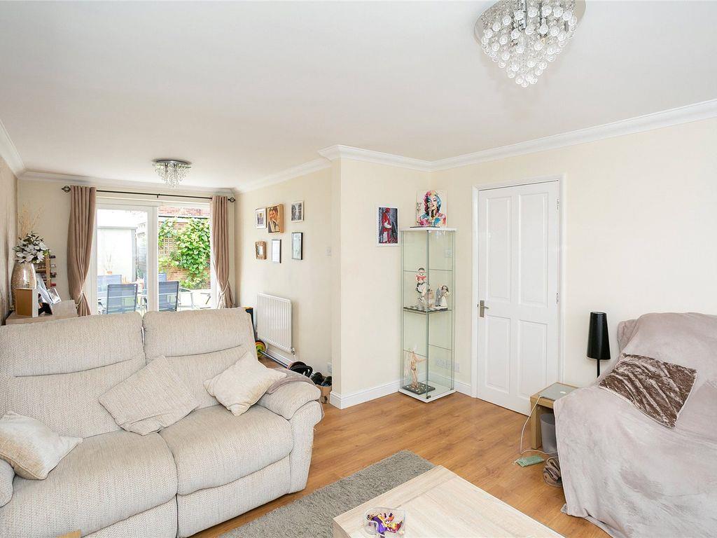 Farm Way, Bushey